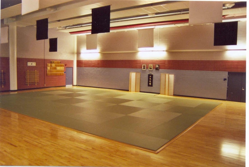 Mcgill Aikido | 475 Av. des Pins, Montréal, QC H2W 1S4, Canada | Phone: (514) 979-4277