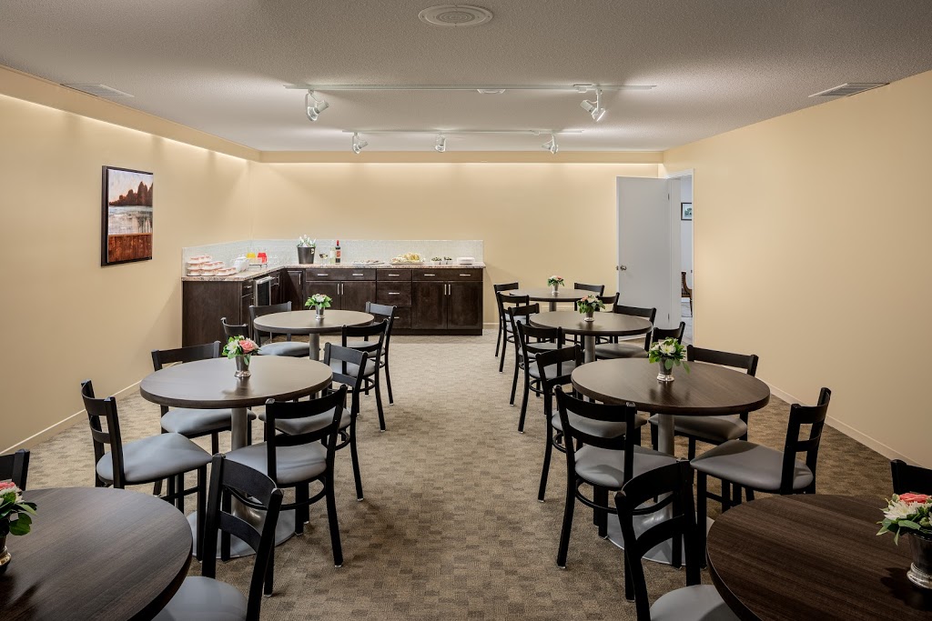 Salon Funéraire –Penetanguishene – Funeral Home | 155 Main St, Penetanguishene, ON L9M 1L7, Canada | Phone: (705) 549-3155