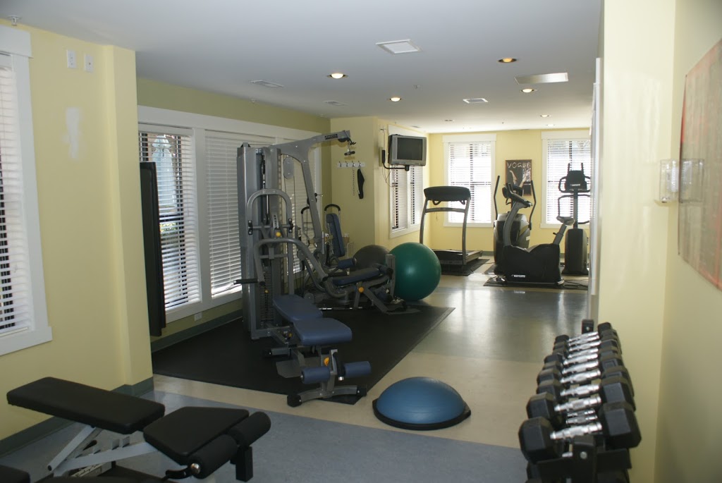 Okanagan Lodging Company | 3880 Truswell Rd, Kelowna, BC V1W 3K7, Canada | Phone: (250) 764-6000