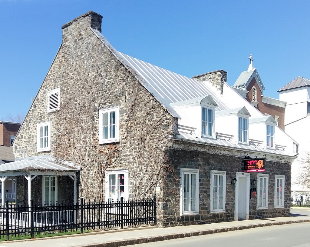 EMA Expérience métiers dart | 802 Rue des Ursulines, Trois-Rivières, QC G9A 5B5, Canada | Phone: (819) 840-7890