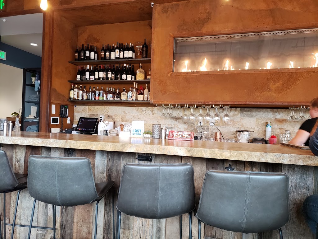 Downriggers | 10 Front St, Friday Harbor, WA 98250, USA | Phone: (360) 378-2700