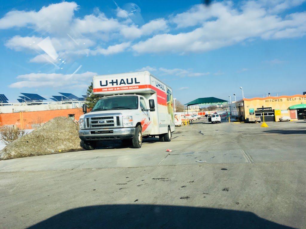 U-Haul Moving & Storage at Warden Ave | 1555 Warden Ave, Scarborough, ON M1R 2S9, Canada | Phone: (416) 298-3216