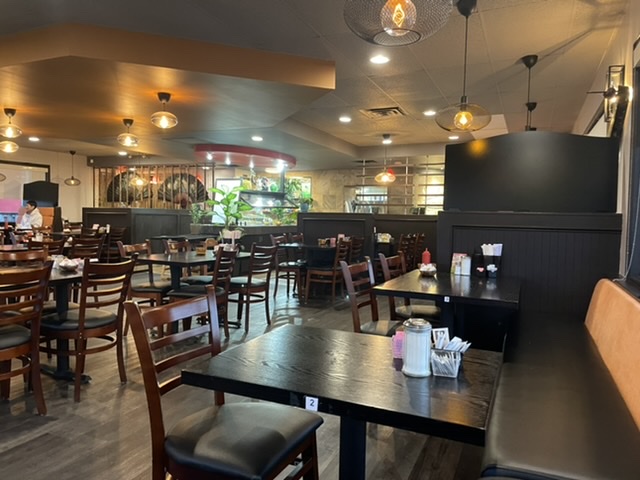 Binh Thanh Restaurant | 882 Dundas St, Woodstock, ON N4S 1H3, Canada | Phone: (519) 537-5292