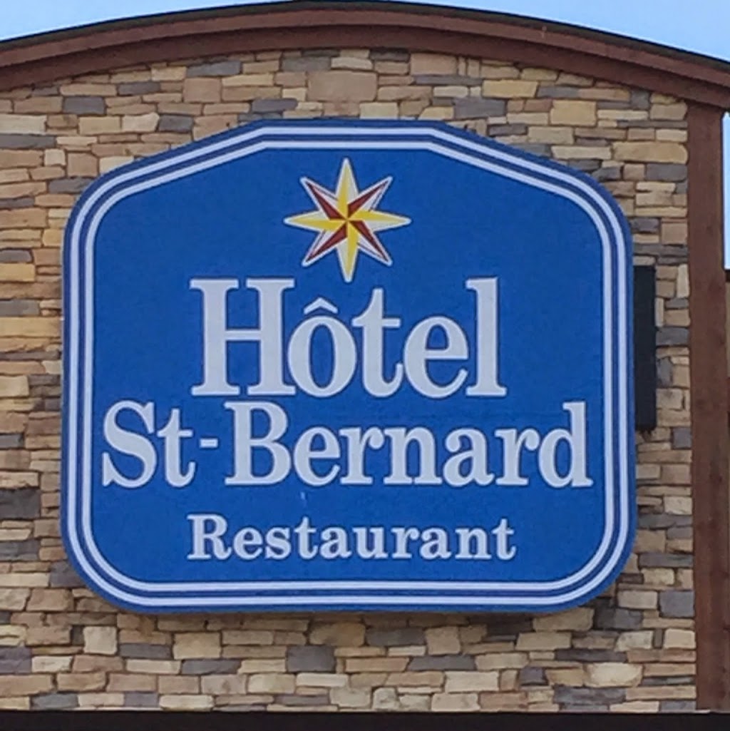 Hôtel St-Bernard | 115 Chemin Guay, Saint-Bernard-de-Lacolle, QC J0J 1V0, Canada | Phone: (450) 246-4000