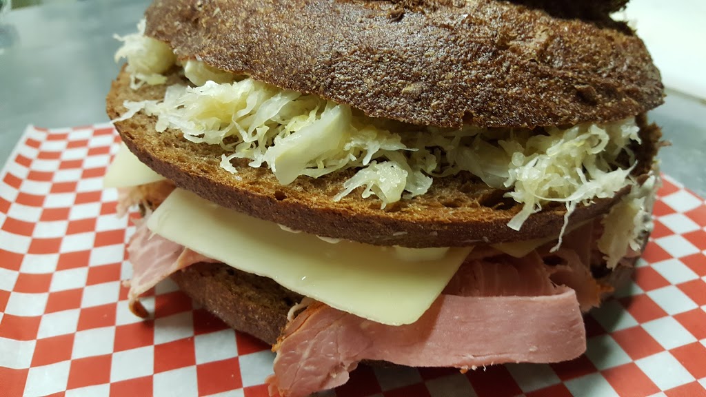 Daferners Euro Deli | 9 Main St, Erin, ON N0B 1T0, Canada | Phone: (519) 833-0763
