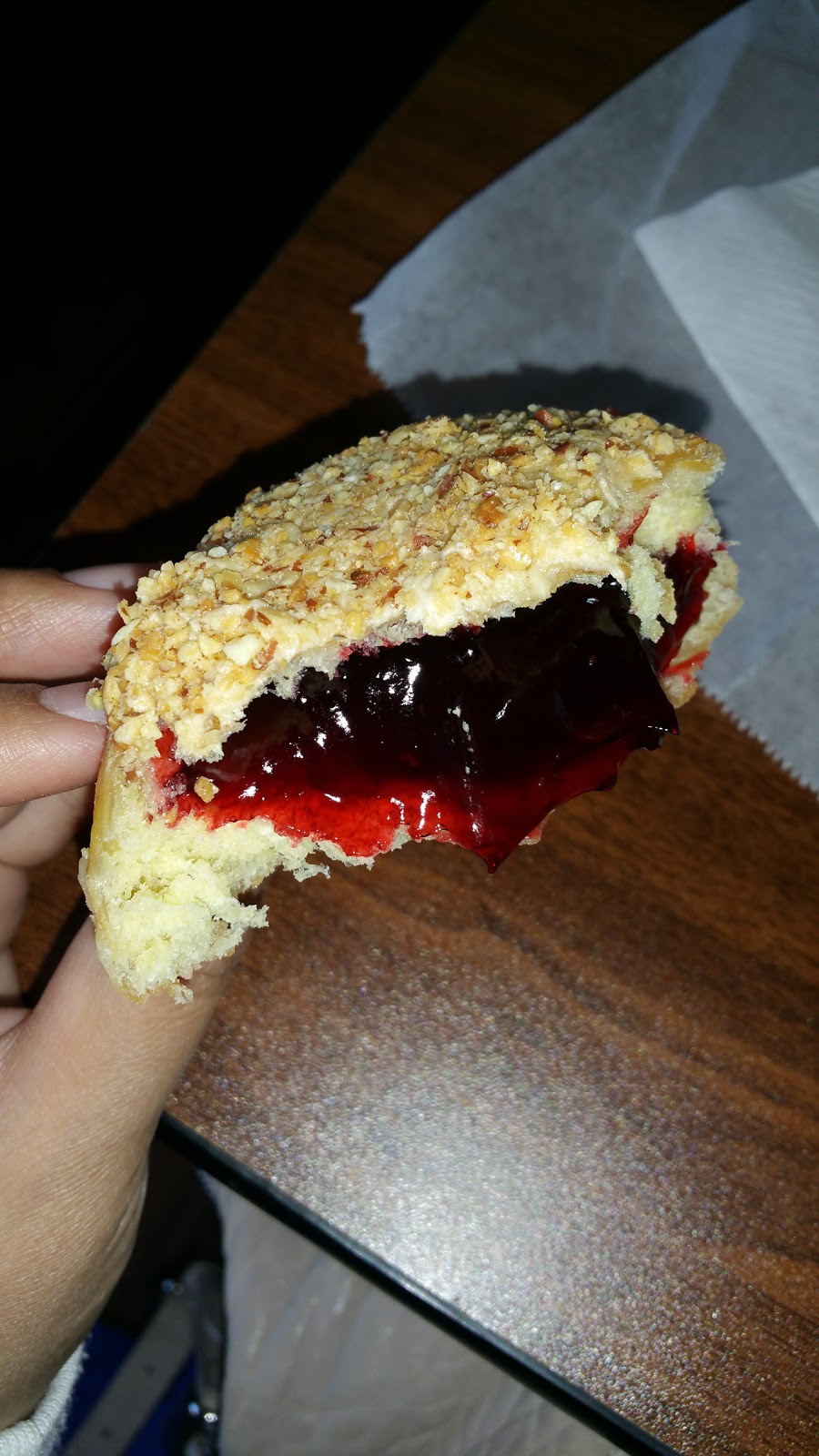 Donut Kraze | 406 Dingens St, Buffalo, NY 14206, USA | Phone: (716) 824-4527