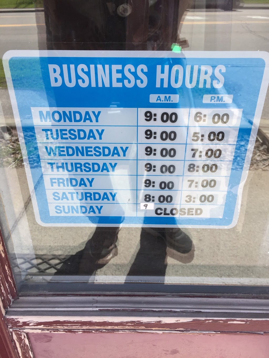 Tonys Place Hairstylists | 455 Hazeldean Rd, Kanata, ON K2L 1V1, Canada | Phone: (613) 836-2947