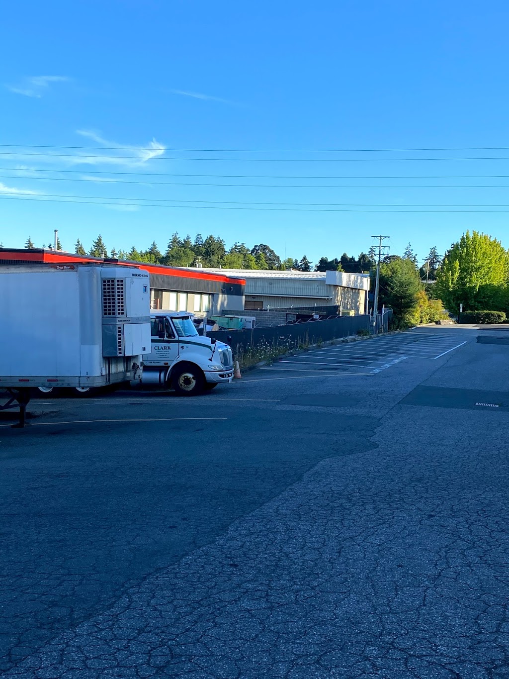 Clark Freightways | 4254 Commerce Cir, Victoria, BC V8Z 4M2, Canada | Phone: (250) 658-0557