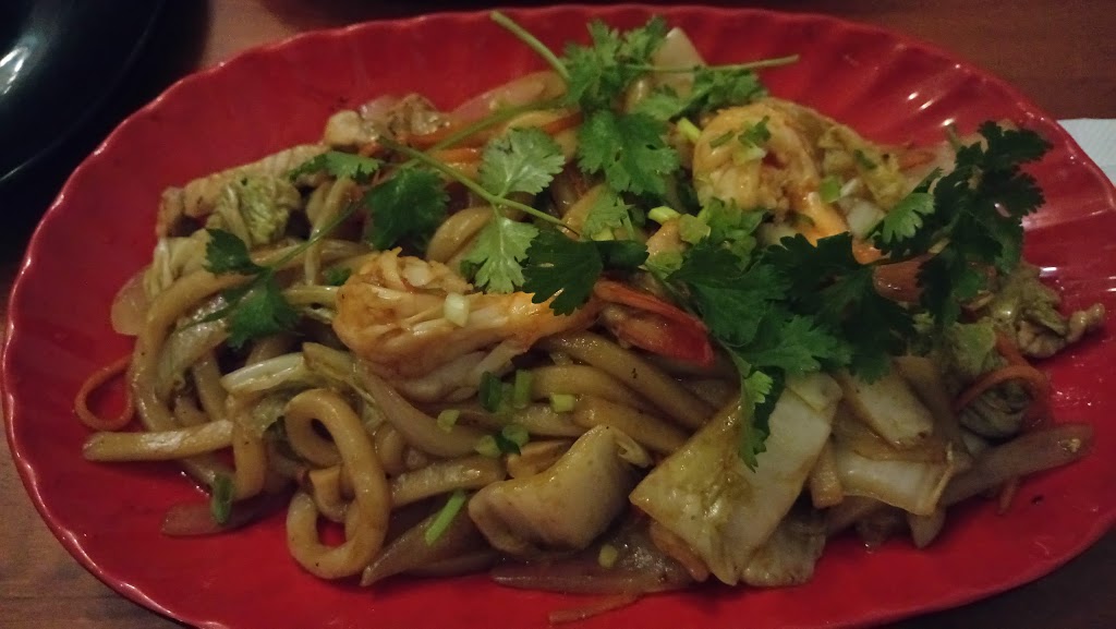 Sushi & Tea | 3027 Kingston Rd, Scarborough, ON M1M 1P1, Canada | Phone: (647) 350-8833