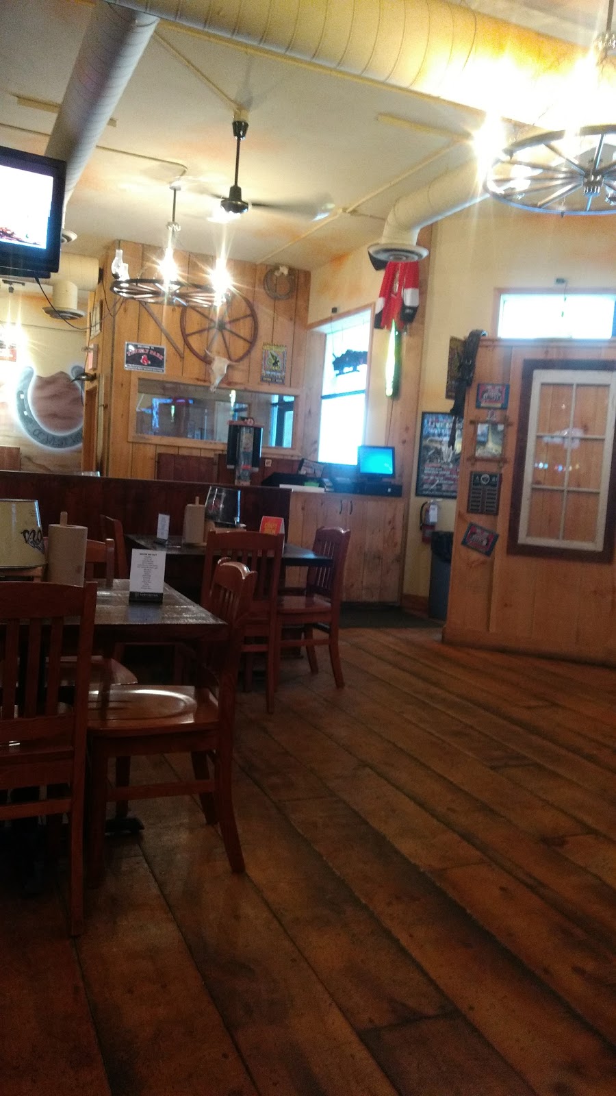 Wranglers Barn and Grill | 201 Hurst Drive, Unit 8 & 9, Barrie, ON L4N 8K8, Canada | Phone: (705) 797-1000