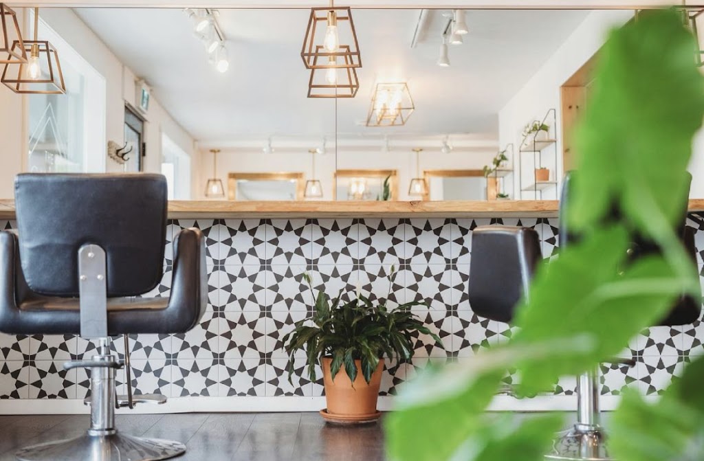 The Guild Salon | 3301 Cowichan Lake Rd, Duncan, BC V9L 4C2, Canada | Phone: (250) 815-0892