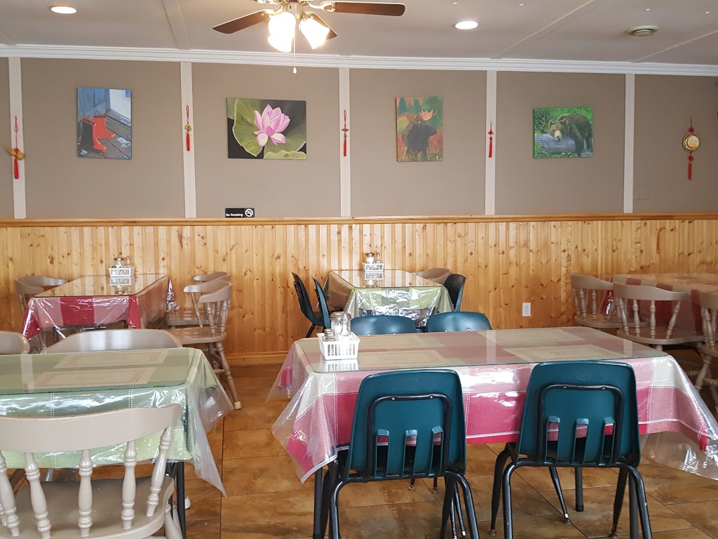 Sun Wui Family Restaurant | 6 Sawdust Rd, Bay Roberts, NL A0A 1G0, Canada | Phone: (709) 786-0888