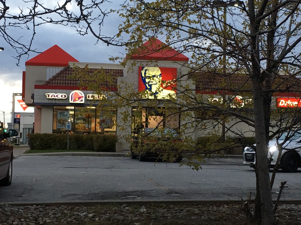 Taco Bell | 1610 The Queensway, Etobicoke, ON M8Z 1V1, Canada | Phone: (416) 255-1917
