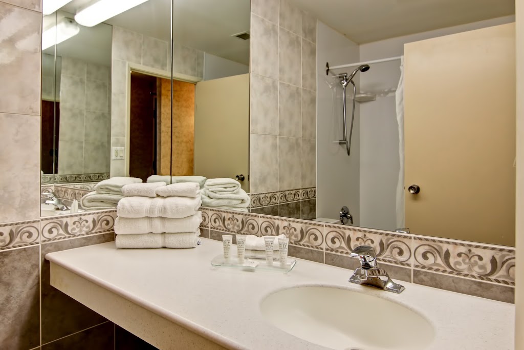 The Inn of Waterloo | 475 King St N, Waterloo, ON N2J 2Z5, Canada | Phone: (519) 804-1130