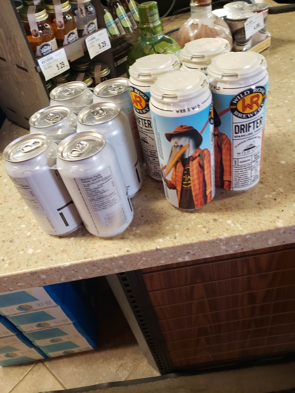 Co-op Liquor Store | 4919 47 Ave, Innisfail, AB T4G 1N8, Canada | Phone: (403) 227-0503