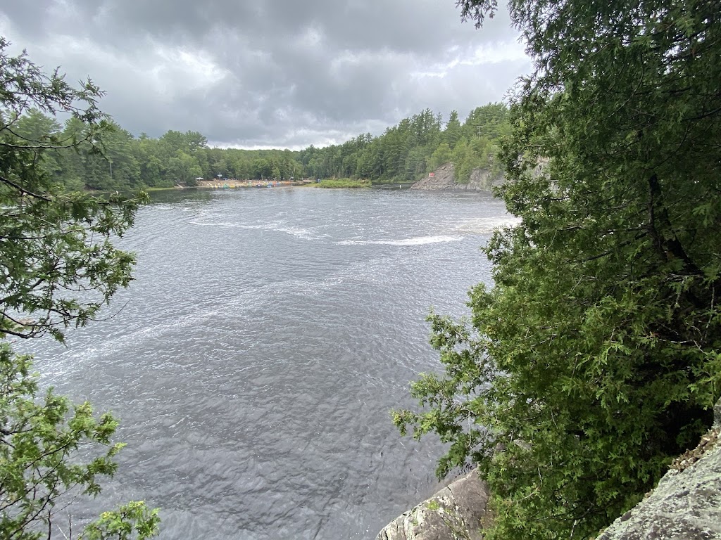 High Falls Bay Cottages, Camping & Waterpark | 50 Brodie Crescent, Bracebridge, ON P1L 1W9, Canada | Phone: (705) 645-1865