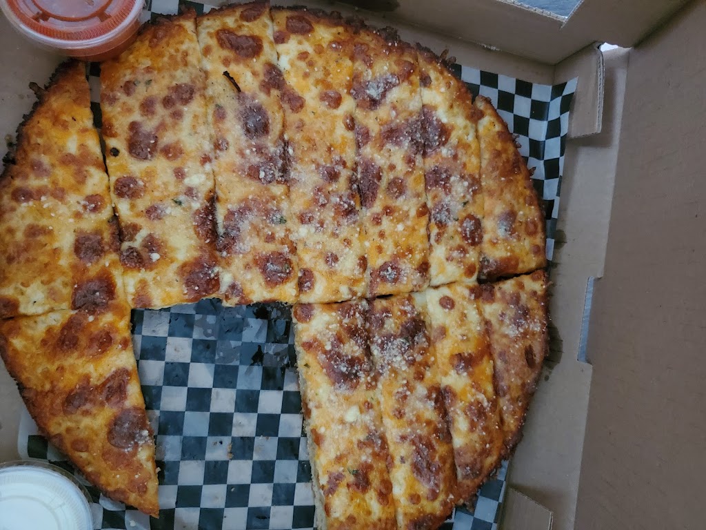 Pizza Paradise and Donair | 6011 54 Ave, Red Deer, AB T4N 6B8, Canada | Phone: (403) 986-1101