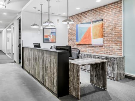 Regus - Quebec, Quebec City - Lebourgneuf | 1020 Rue Bouvier Suite 400, Québec, QC G2K 0K9, Canada | Phone: (418) 263-5500
