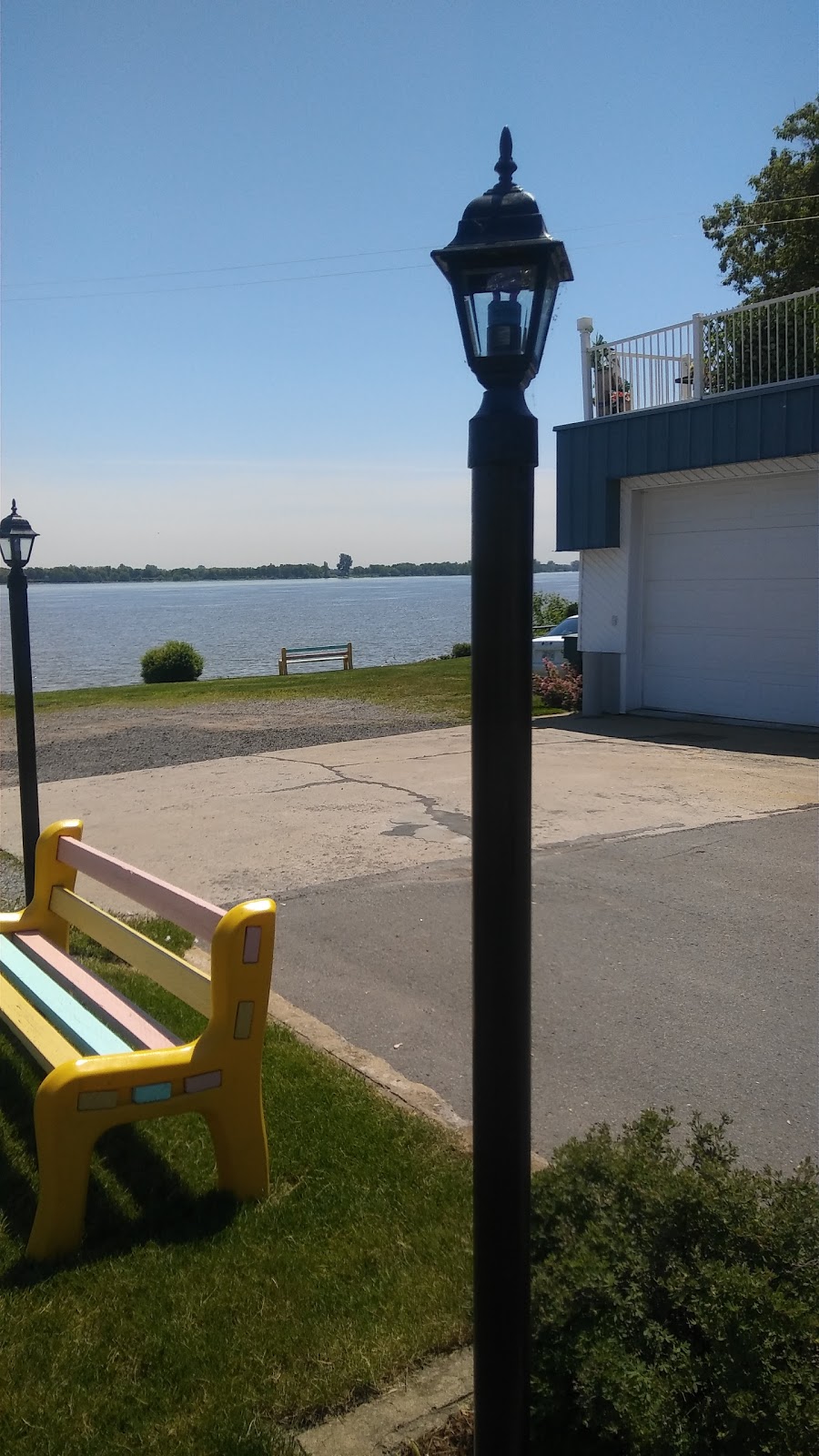 Cremerie St-Sulpice | 1058 Rue Notre-Dame, Saint-Sulpice, QC J5W 3W3, Canada | Phone: (450) 591-6066