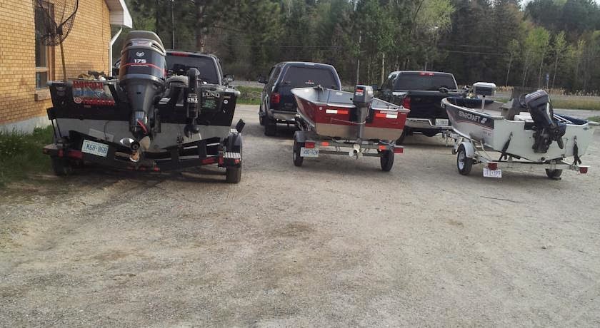 Alta Vista Motel | 381 Hwy 17 West, McKerrow, ON P0P 1M0, Canada | Phone: (705) 869-2520
