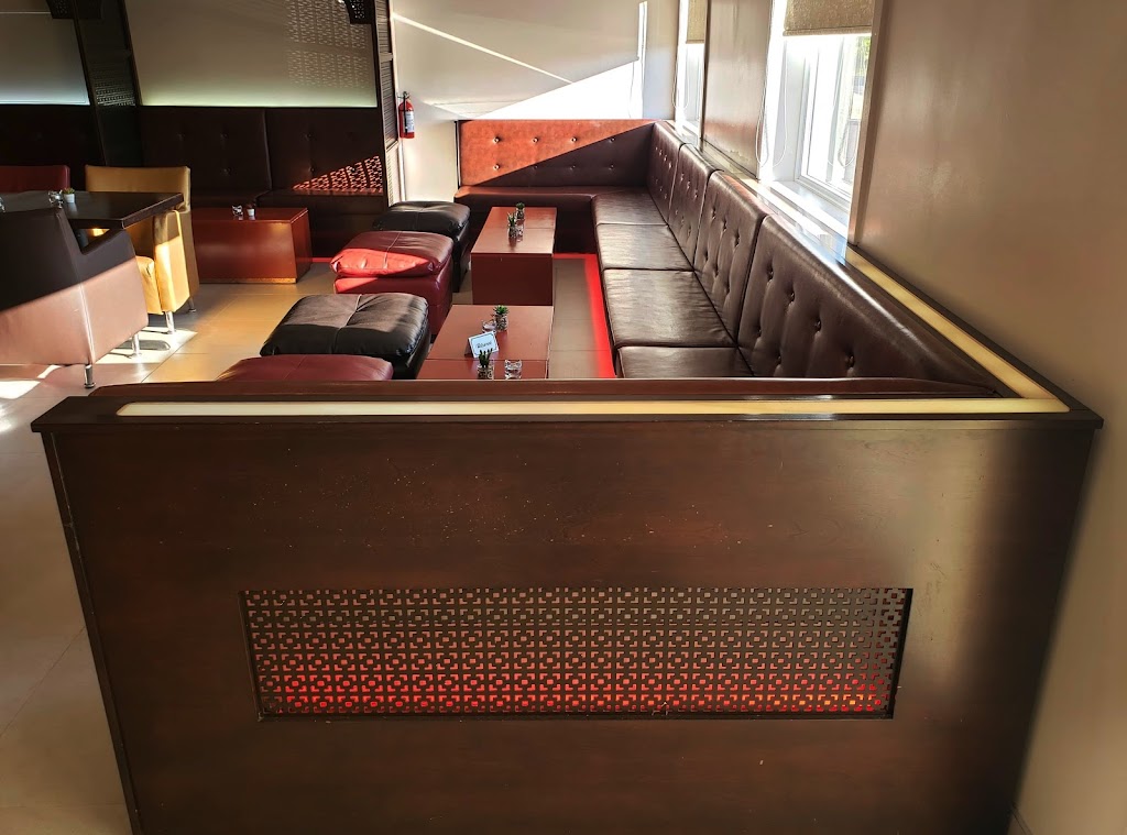 Tanit Lounge | 459 Bd du Curé-Labelle, Fabreville, QC H7P 2P3, Canada | Phone: (450) 628-2460