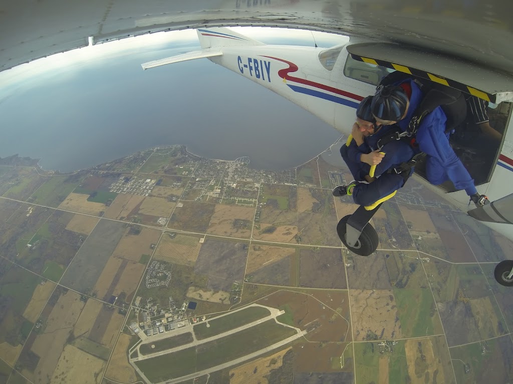 Skydive Manitoba | 177 Anson St, Aspen Park, MB R0C 1B0, Canada | Phone: (204) 799-5867