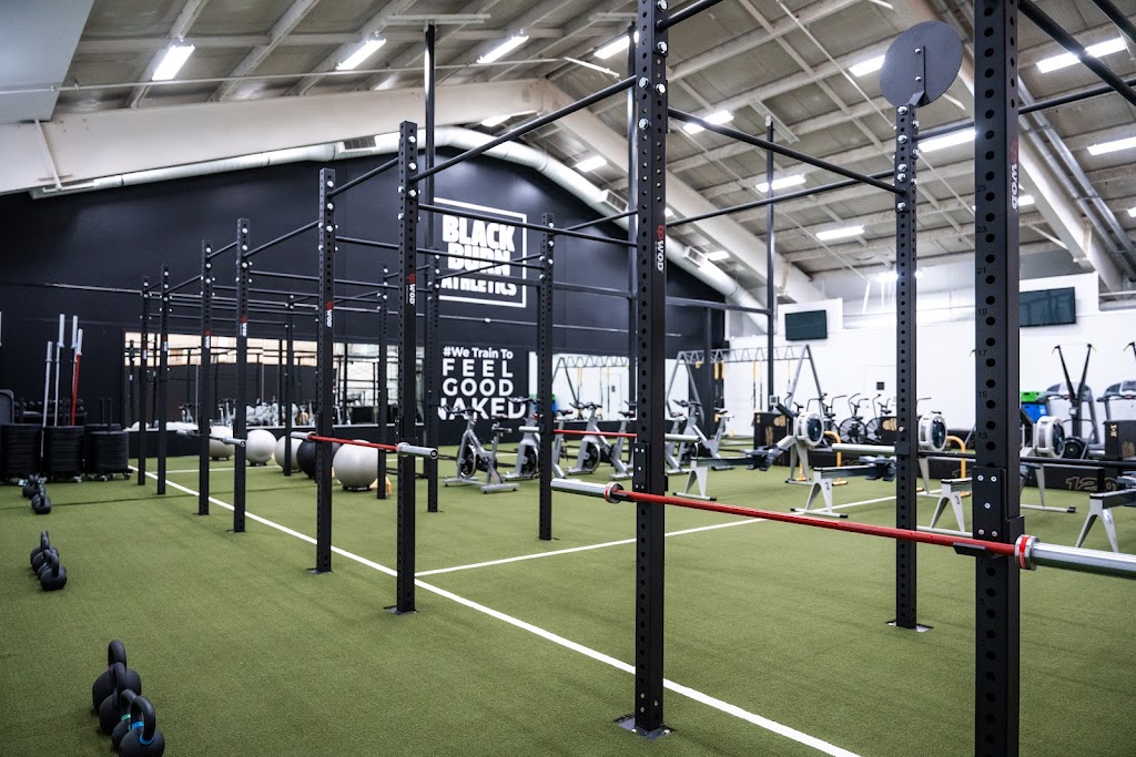 Blackburn Athletics Brossard | 7777 Bd Marie-Victorin, Brossard, QC J4W 1B3, Canada | Phone: (514) 943-7465