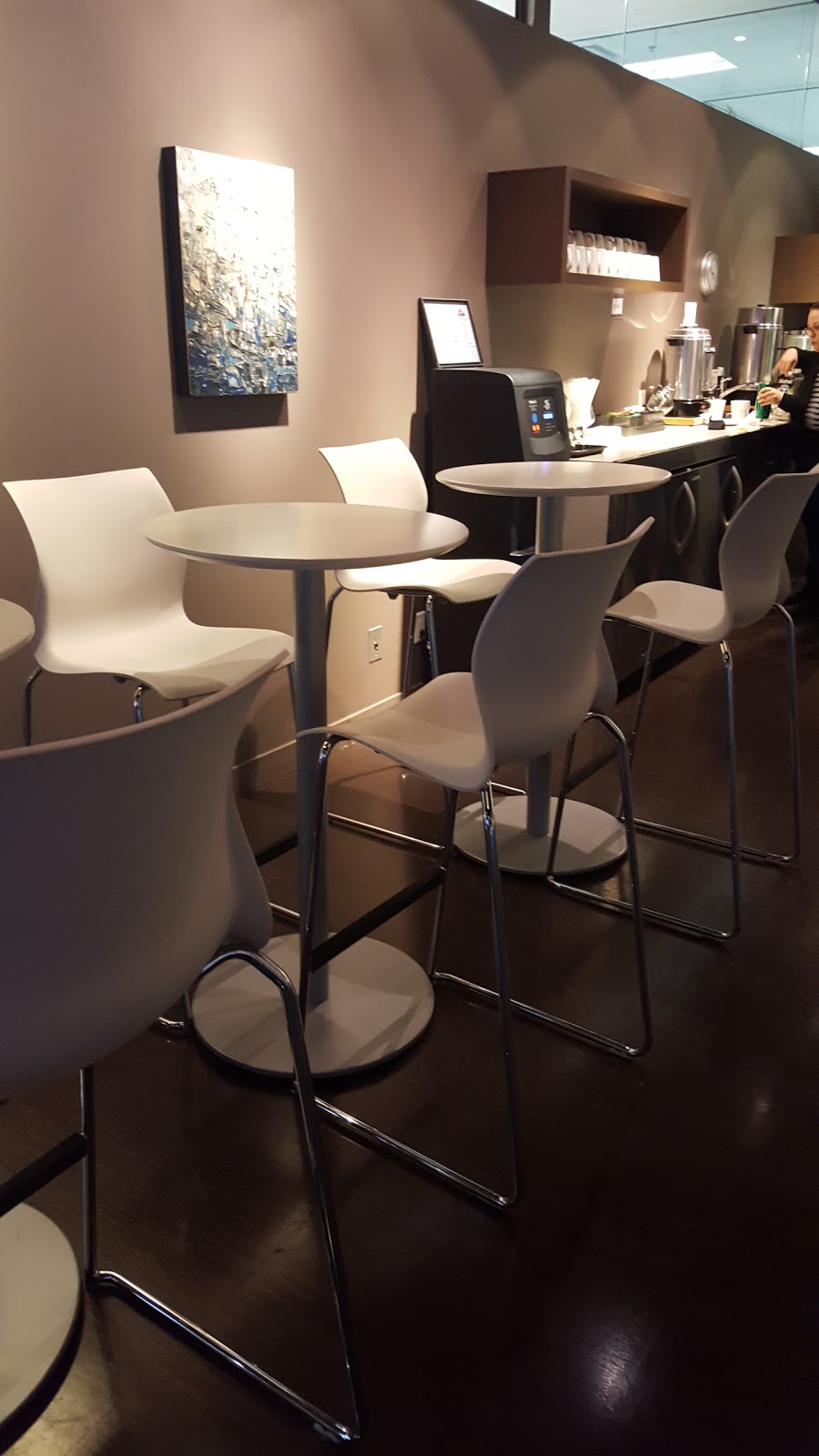 Institut Dentaire International | 6000 Boulevard Rome, Brossard, QC J4Y 0B6, Canada | Phone: (450) 676-1281