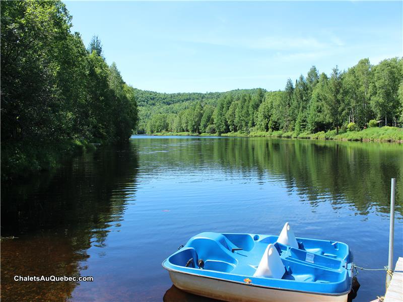 Chalet Lac Côme | 1000 Av. André-Leclerc, Saint-Côme, QC J3E 2B0, Canada | Phone: (438) 408-5655