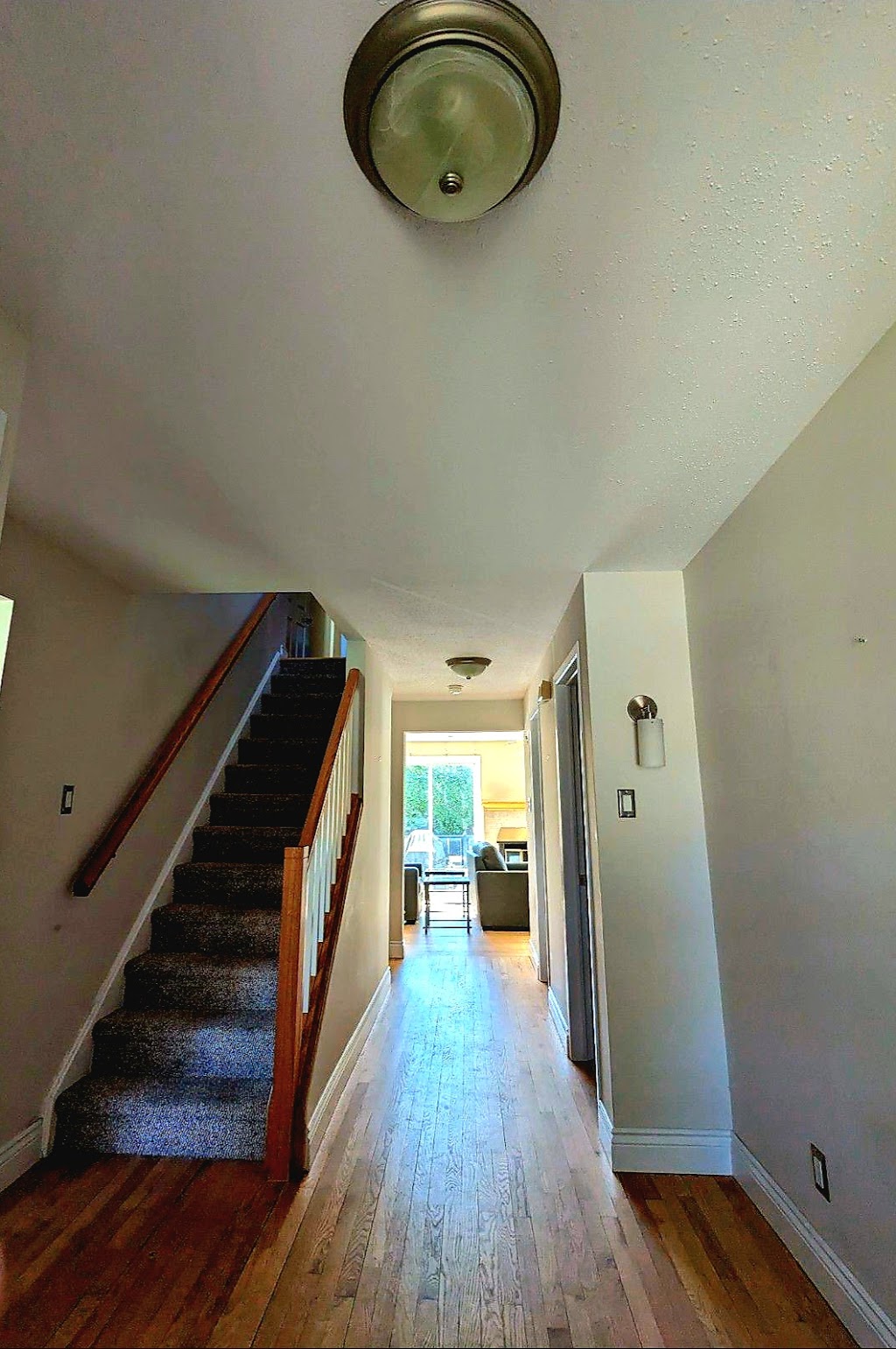 Picasso Paints | 28 George St W, Ottawa, ON K1S 3J1, Canada | Phone: (613) 704-5596