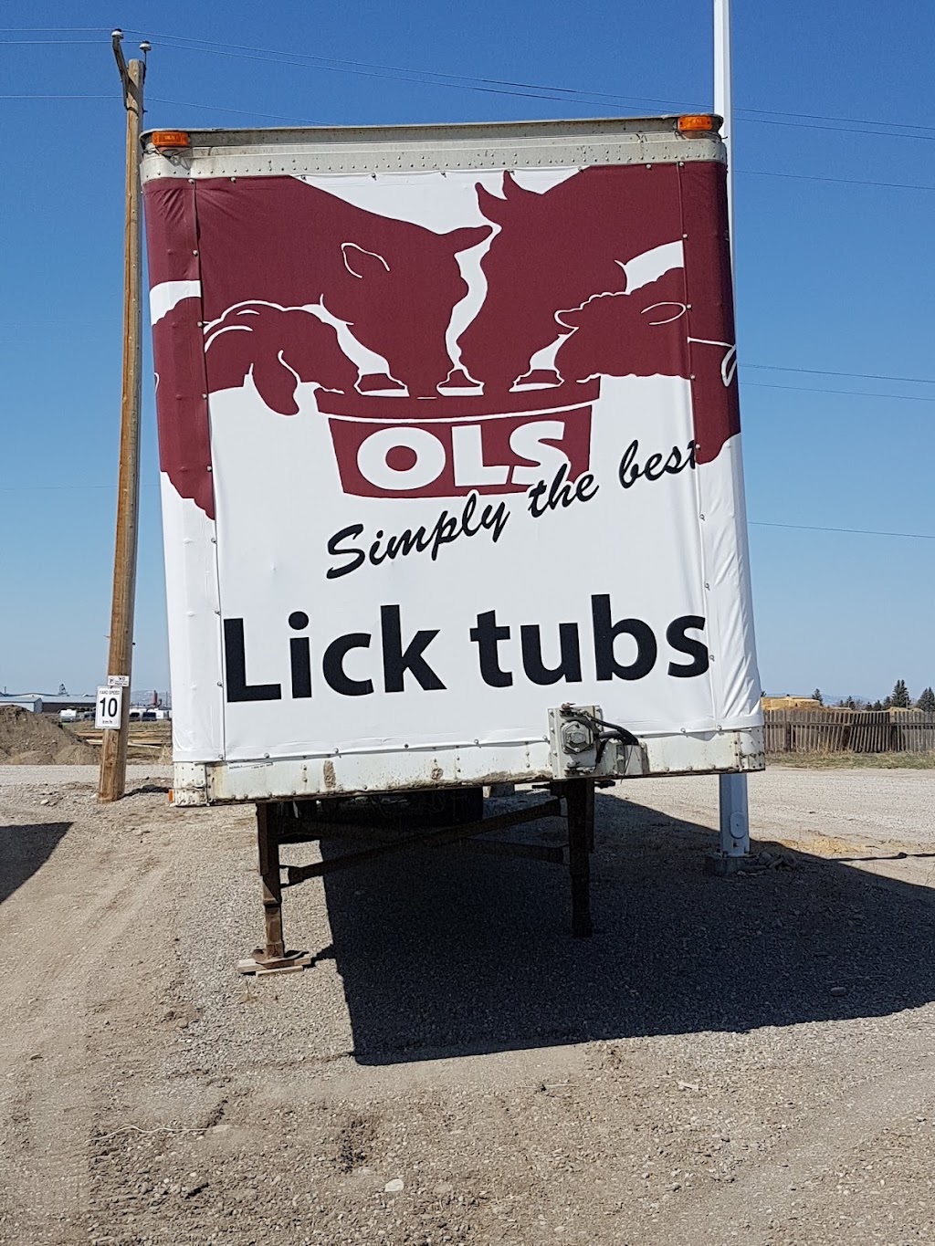 Boot Trucking Ltd. | 1206 8 Ave, Fort Macleod, AB T0L 0Z0, Canada | Phone: (403) 553-3775