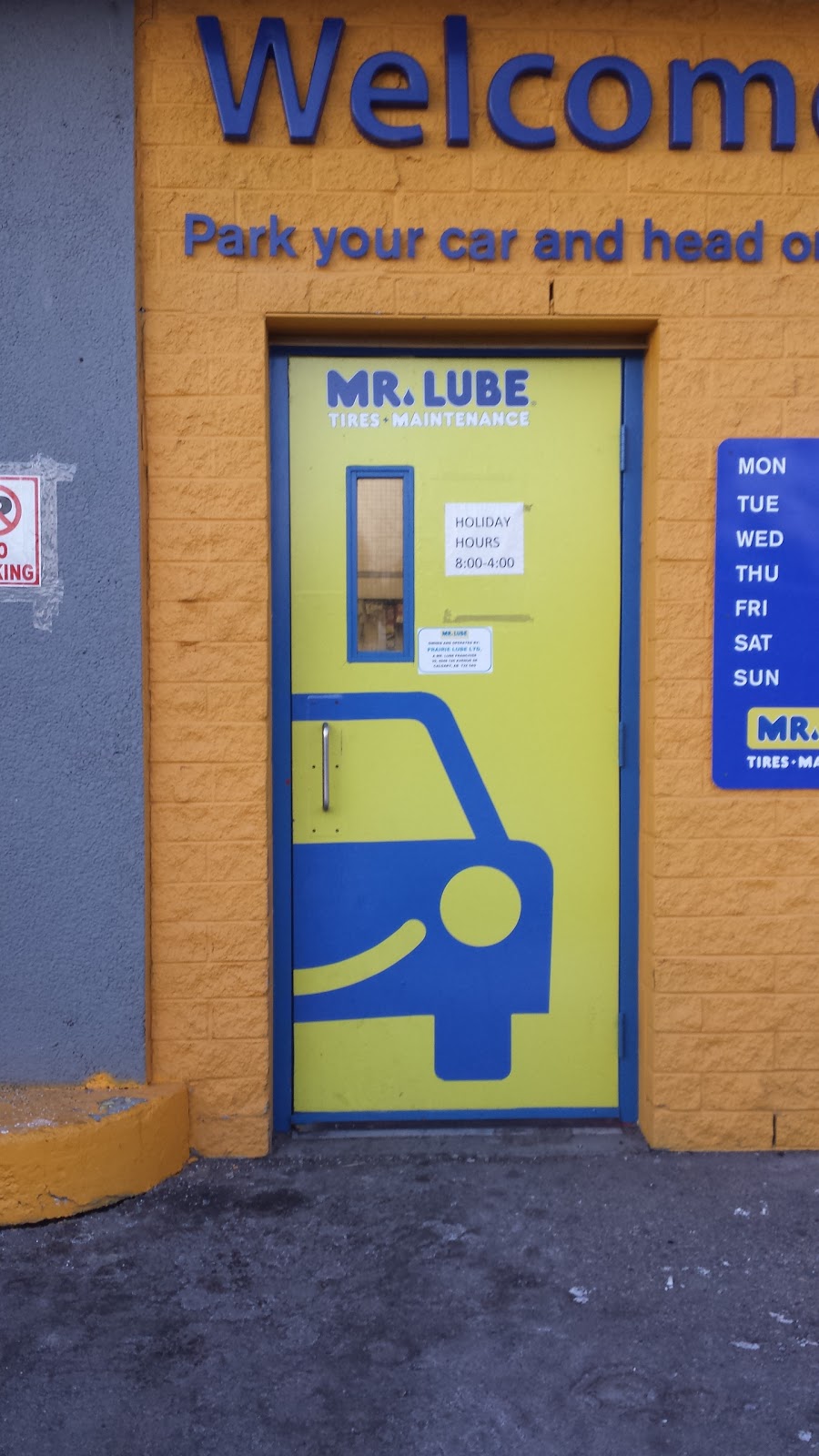 Mr. Lube in Walmart | 3800 Memorial Dr #1100, Calgary, AB T2A 2K2, Canada | Phone: (587) 296-3384
