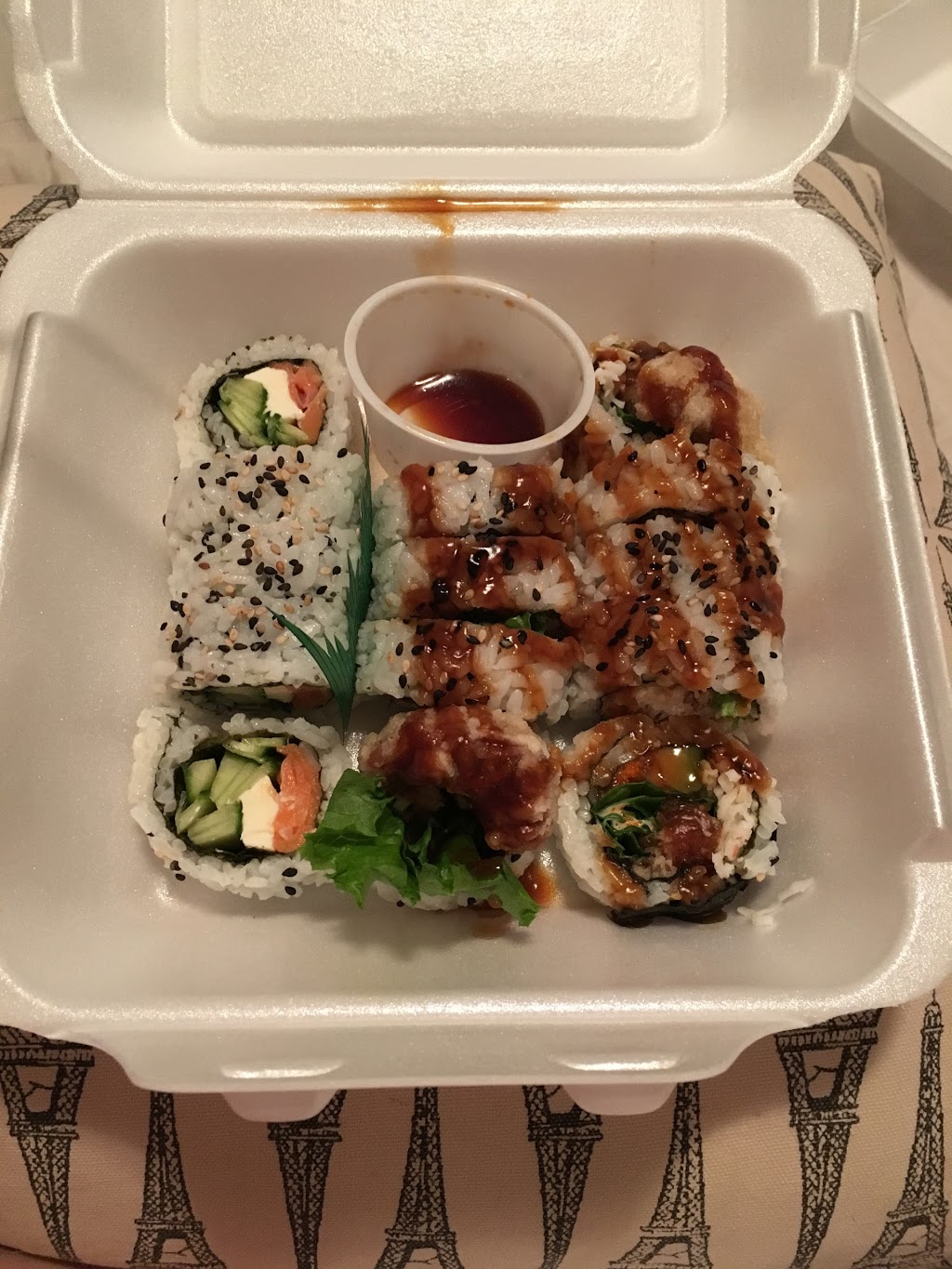 Mikan Sushi | 2188 McPhillips St, Winnipeg, MB R2V 3C8, Canada | Phone: (204) 888-8466