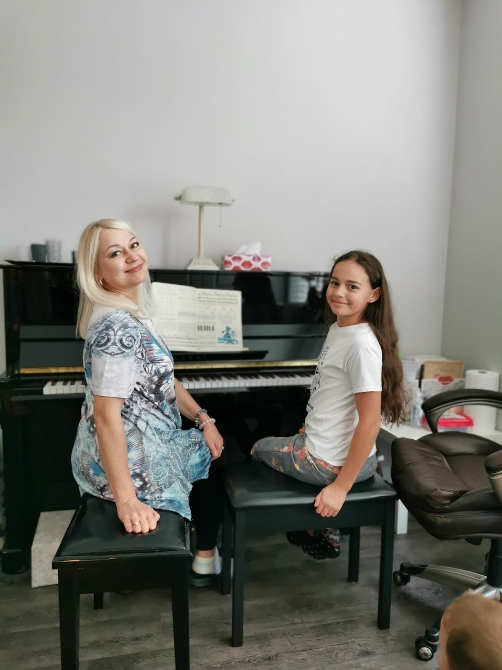 Svetlanas Piano Lessons - Experience the Joy of Music | 171 Seton Heath SE, Calgary, AB T3M 3G3, Canada | Phone: (204) 294-1619