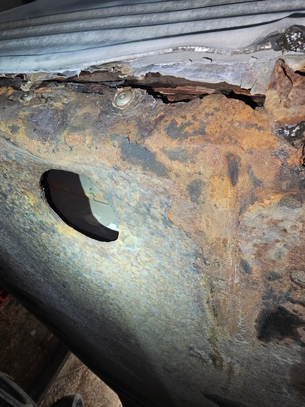 Blueking Truck and Trailer Repairs Inc. | 6818 Colonel Talbot Rd, London, ON N6L 1J2, Canada | Phone: (519) 933-5519
