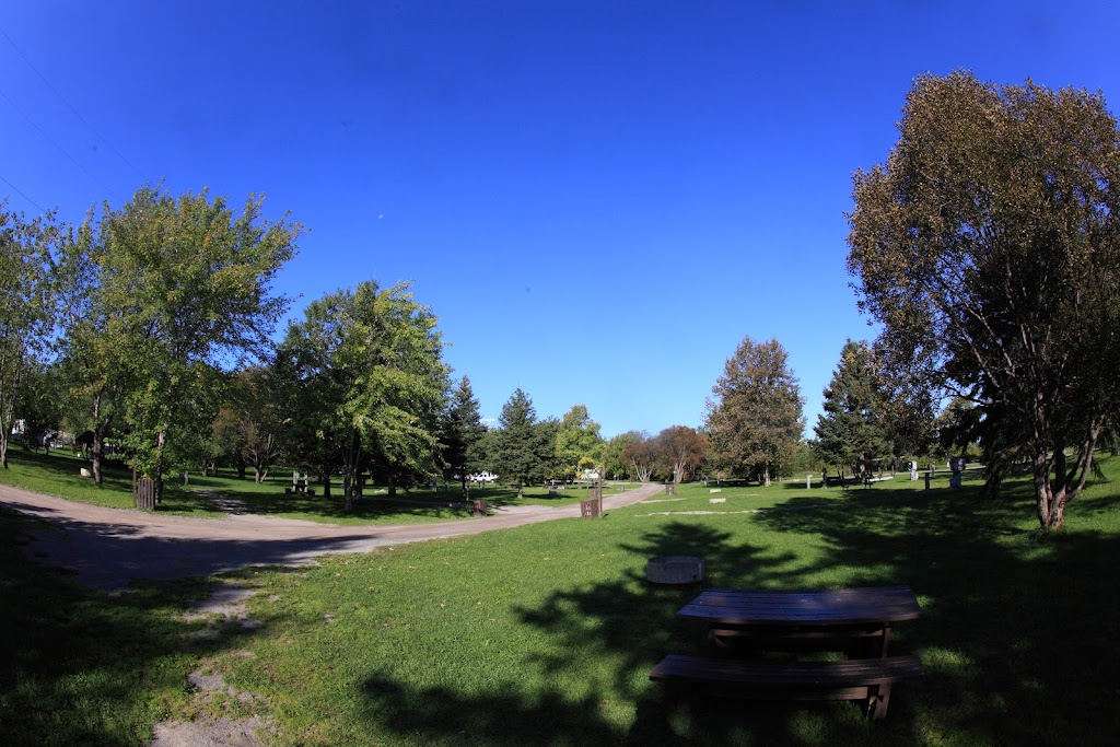 Camping Val-Jalbert | 95 Rue Saint-George, Chambord, QC G0W 1G0, Canada | Phone: (888) 675-3132