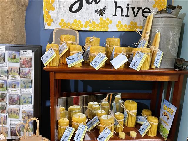 The Cowichan Honey Store | home goods store | 5735 Menzies Rd, Sahtlam, BC V9L 6G7, Canada | 2507097339 OR +1 250-709-7339