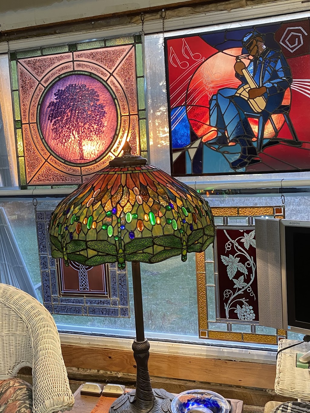 Cardinal Glass Studio | 9 Campbell Drive, Studio, 9 Campbell Drive, Mt.Pleasant, Brantford, ON N0E 1K0, Canada | Phone: (519) 754-4307