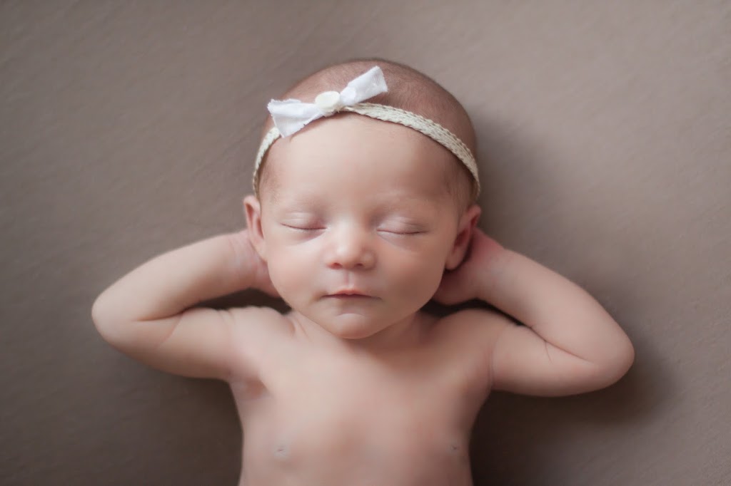 Ezer Photography | 224 Deerview Ct SE, Calgary, AB T2J 6J9, Canada | Phone: (403) 700-7040