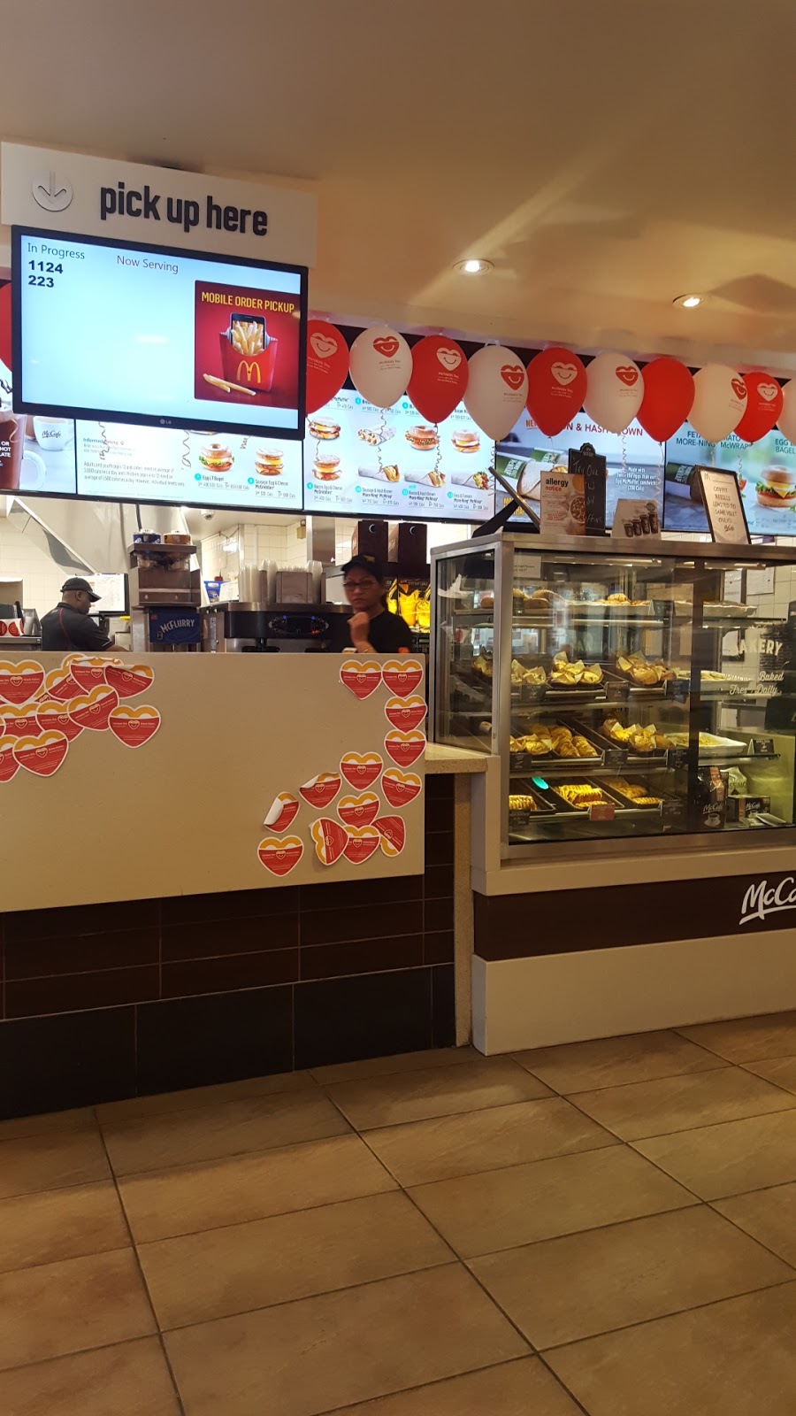 McDonalds | 950 Ordze Rd, Sherwood Park, AB T8A 4L8, Canada | Phone: (780) 467-6490