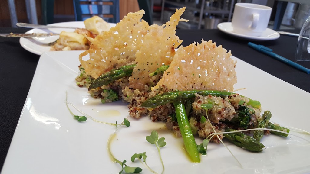 Traiteur Les Cuisines Leblanc | 266 Rue Saint-Ignace, La Prairie, QC J5R 1E5, Canada | Phone: (450) 444-2258