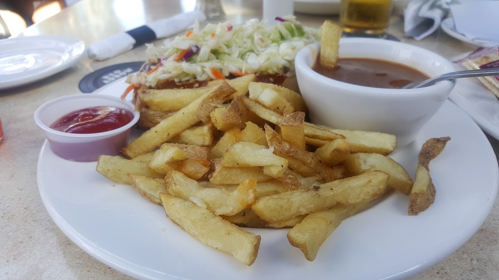 Osborne Bay Pub | 1534 Joan Ave, Crofton, BC V0R 1R0, Canada | Phone: (250) 324-2245