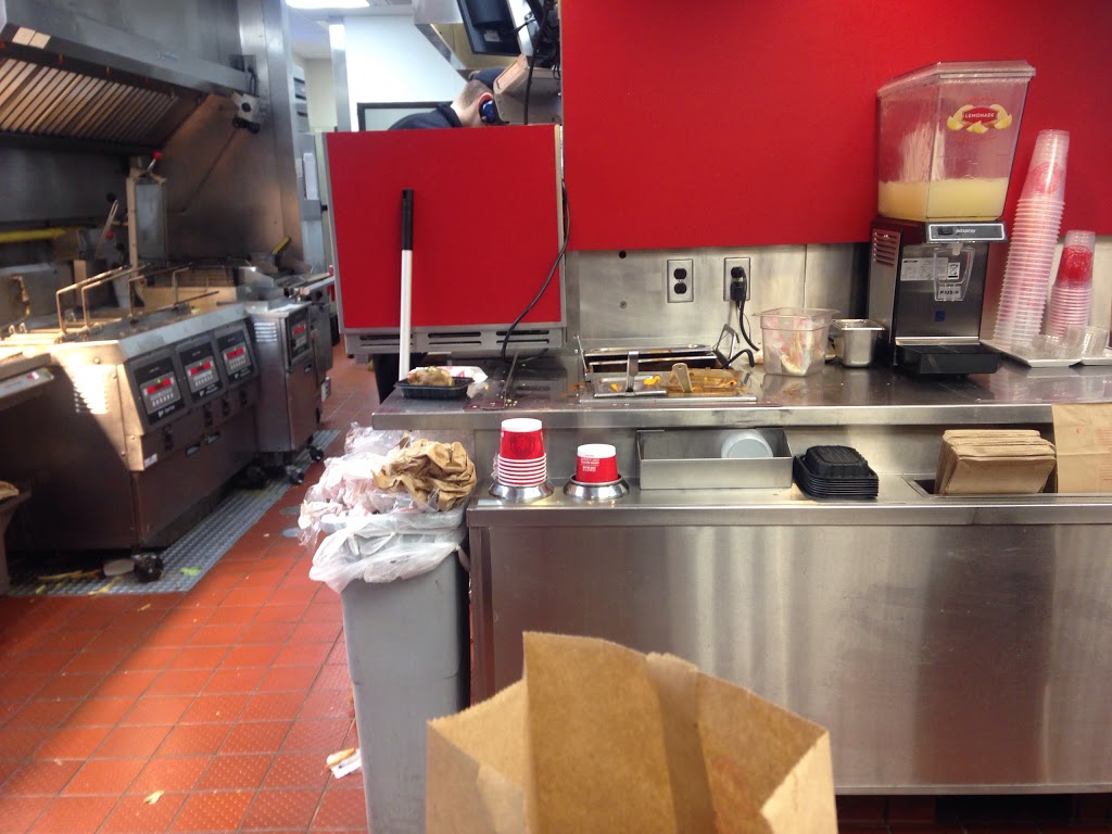 Wendys | 1180 Highway #2 West, Ancaster, ON L9G 3K9, Canada | Phone: (905) 648-3244