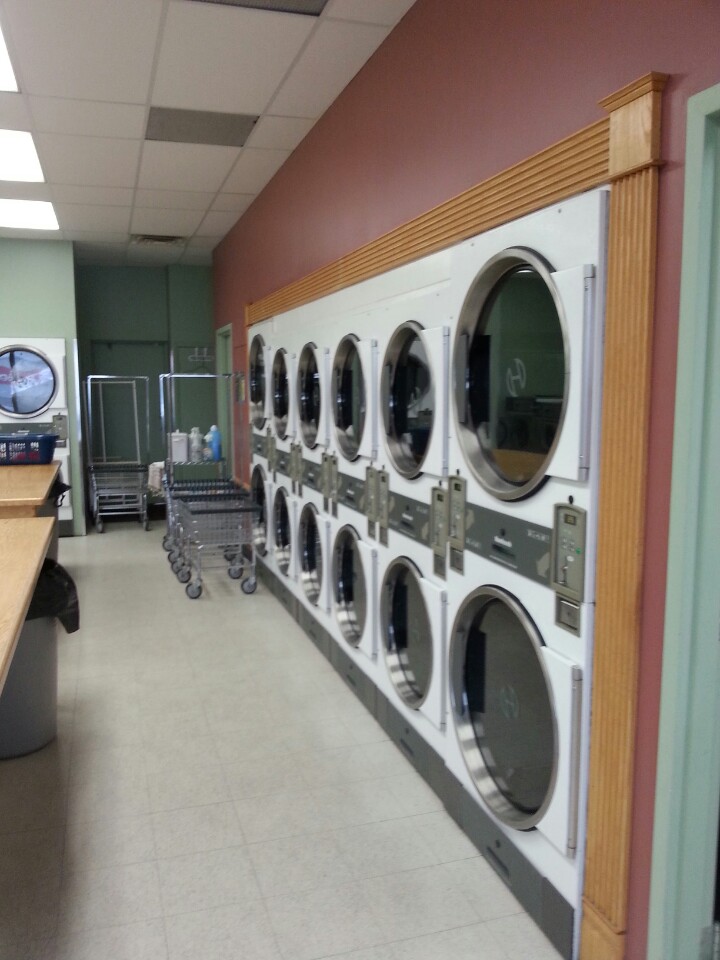 Cedars Laundromat & Dry Cleaning | 80 Hamilton St N, Waterdown, ON L8B 0G8, Canada | Phone: (905) 407-8816