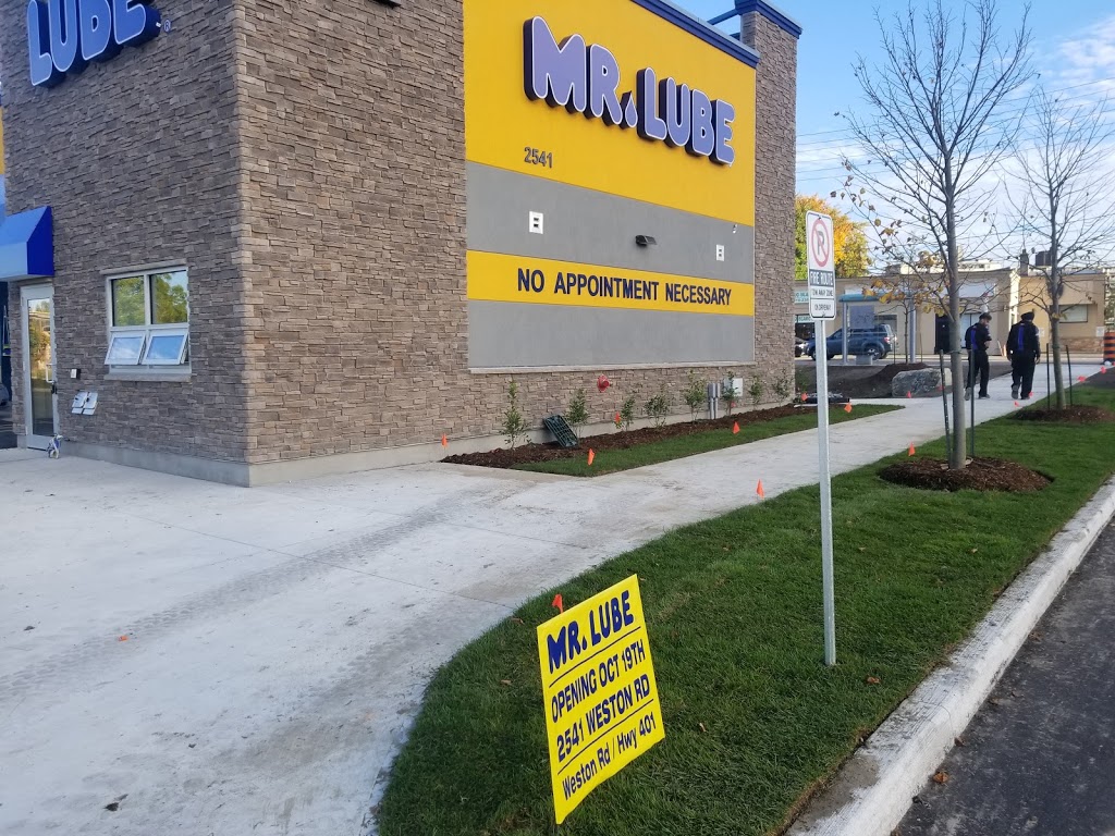 Mr. Lube | 2541 Weston Rd, York, ON M9N 2A7, Canada | Phone: (416) 245-0300
