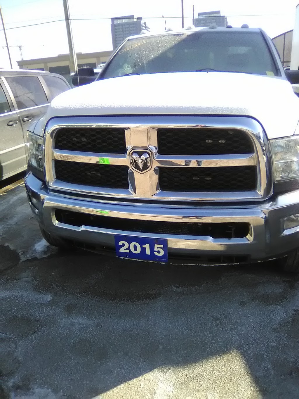 Paramount Truck Sales | 8800 Yonge St, Richmond Hill, ON L4C 6Z5, Canada | Phone: (800) 668-7415
