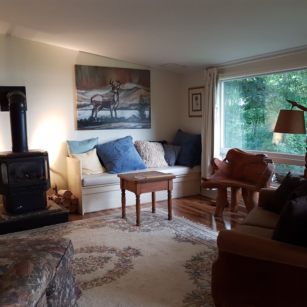 Woodhaven Country Lodge | 97 Fire Rte 51, Buckhorn, ON K0L 1J0, Canada | Phone: (855) 254-3883