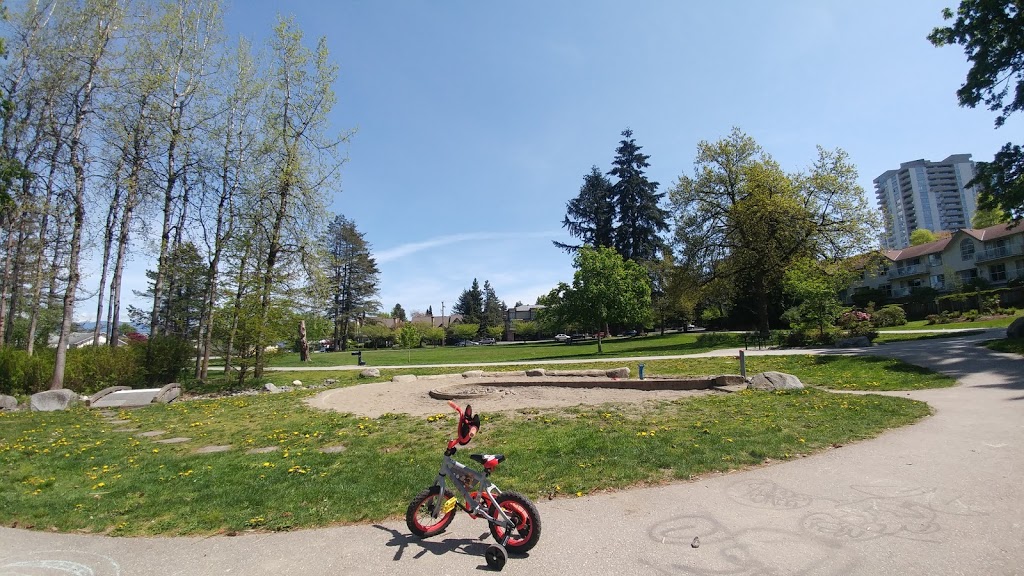 George McLean Park | park | 5477 Patterson Ave, Burnaby, BC V5H 2M6, Canada | 6042947450 OR +1 604-294-7450