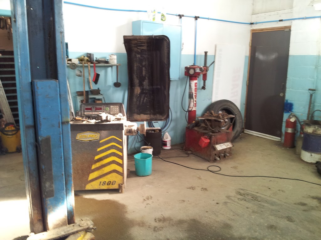 Garage Germain Cloutier | 545 1e Rang, Sainte-Christine, QC J0H 1H0, Canada | Phone: (819) 858-2717