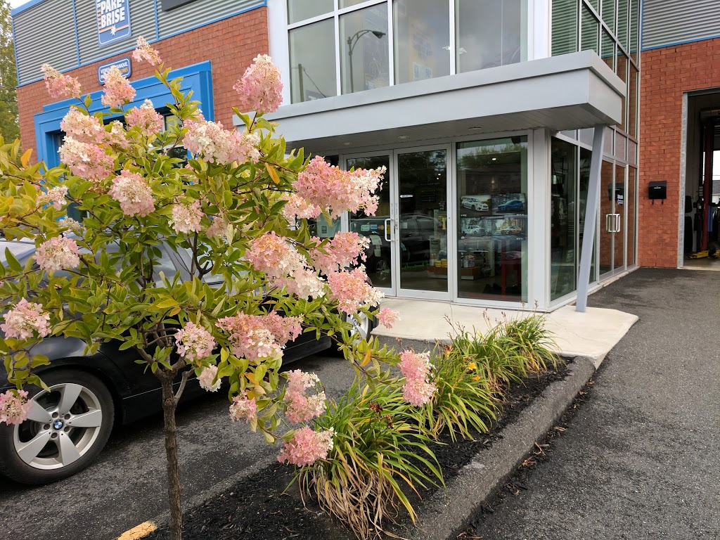 DOCTEUR DU PARE-BRISE | 220 Boulevard Lemire, Drummondville, QC J2C 0N4, Canada | Phone: (819) 472-7128